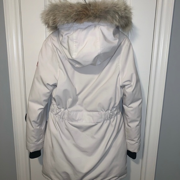 Canada Goose Trillium Parka - Picture 2 of 11